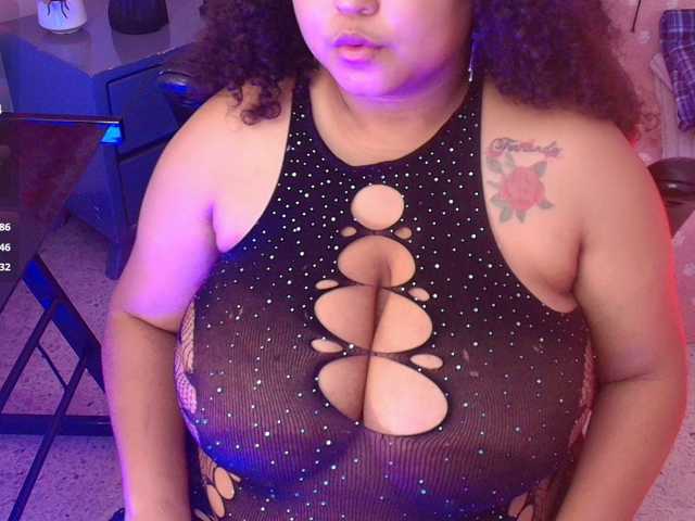 Ayliinn live cam preview