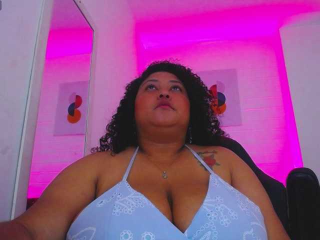 Ayliinn live cam on BongaCams