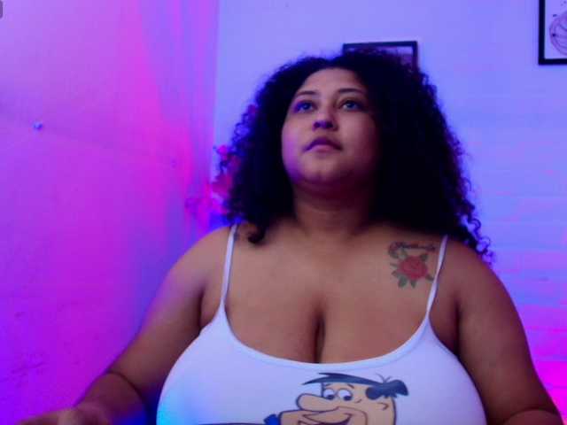 Ayliinn live cam on BongaCams
