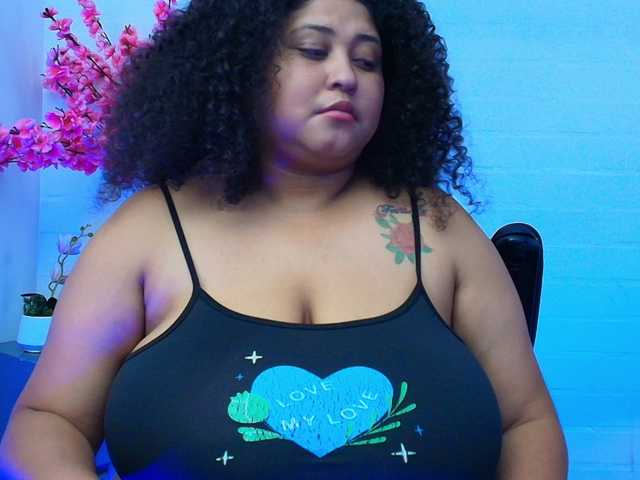 Ayliinn live cam on BongaCams