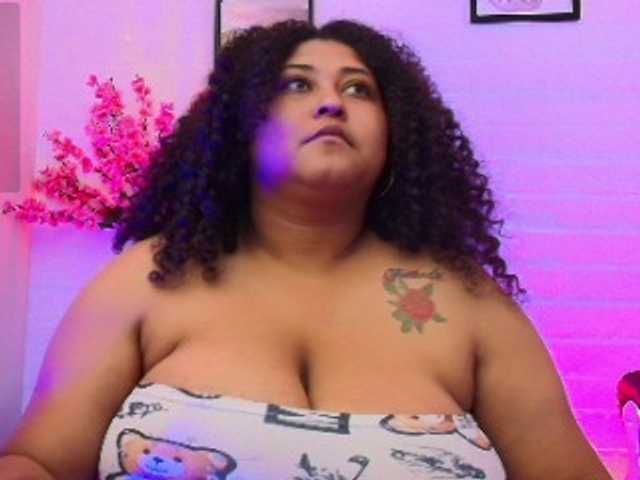 Ayliinn live webcam show