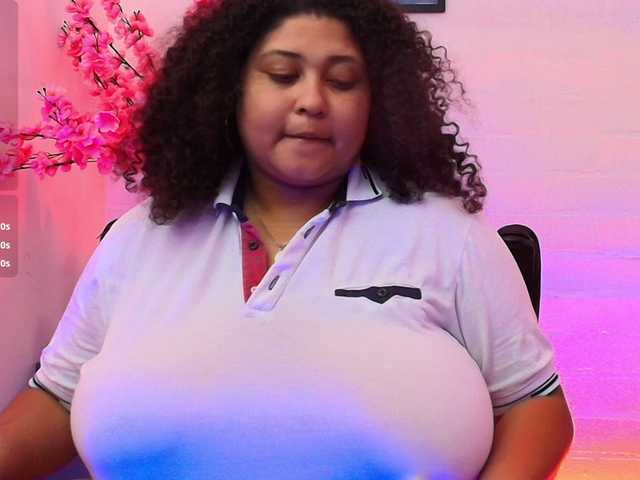 Ayliinn live cam on BongaCams