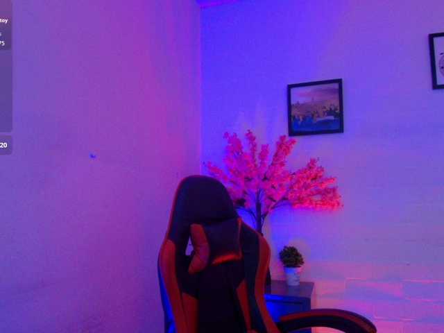 Ayliinn live cam on BongaCams