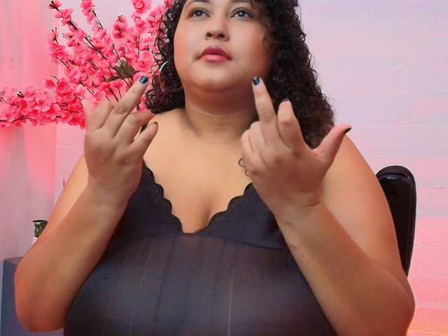 Ayliinn live cam on BongaCams
