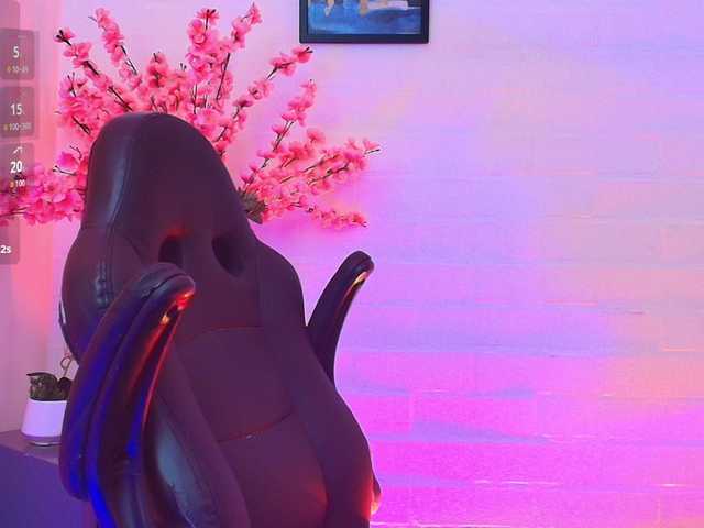 Ayliinn live cam on BongaCams