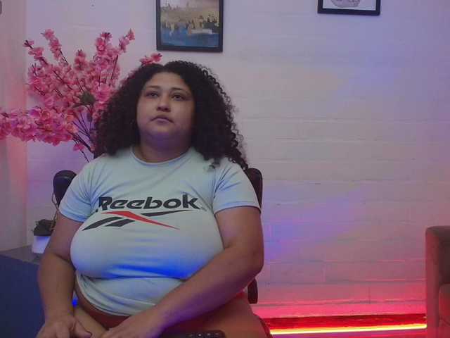 Ayliinn live cam on BongaCams