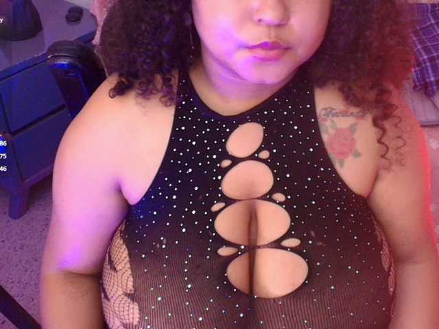 Ayliinn live cam preview