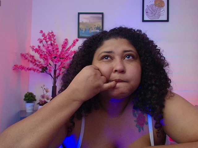 Ayliinn live webcam show