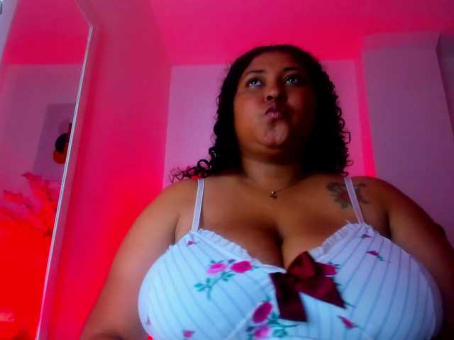 ayliinn live sex show