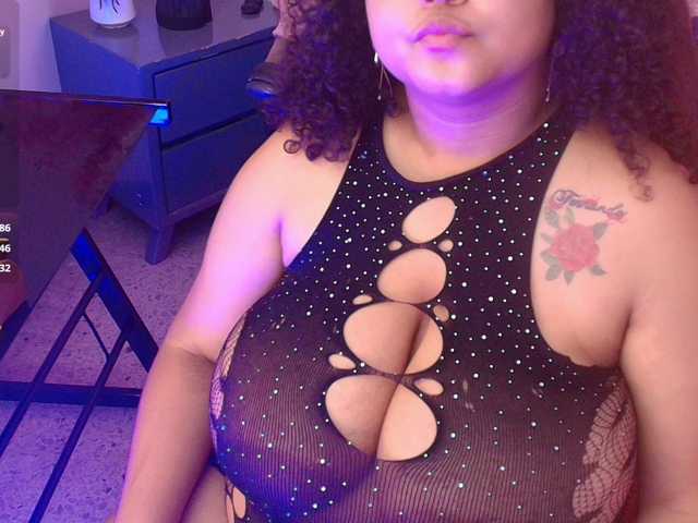 Ayliinn, en directo ahora en BongaCams