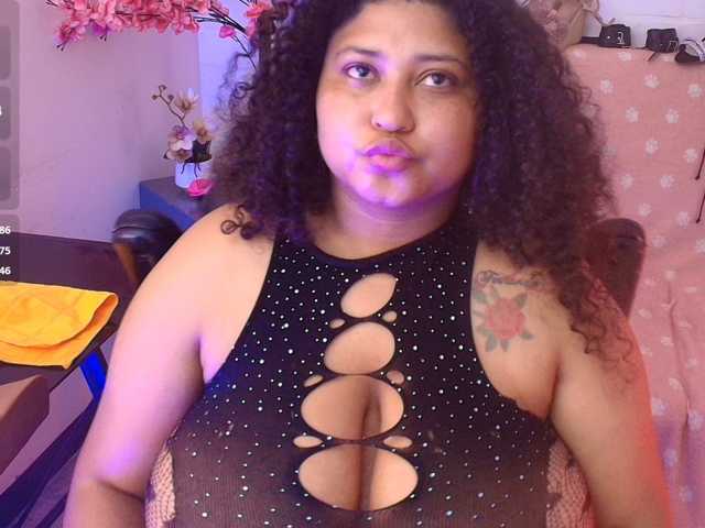 Ayliinn, en vivo ahora en BongaCams