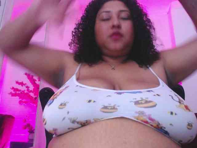 Modelo: Ayliinn