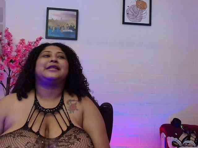 Ayliinn Live Webcam on BongaCams