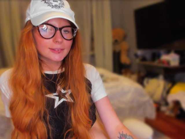 konopushka live webcam show