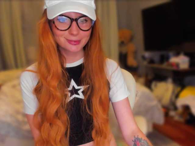 konopushka live webcam show