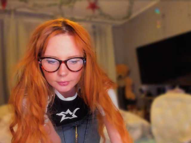 konopushka live webcam show