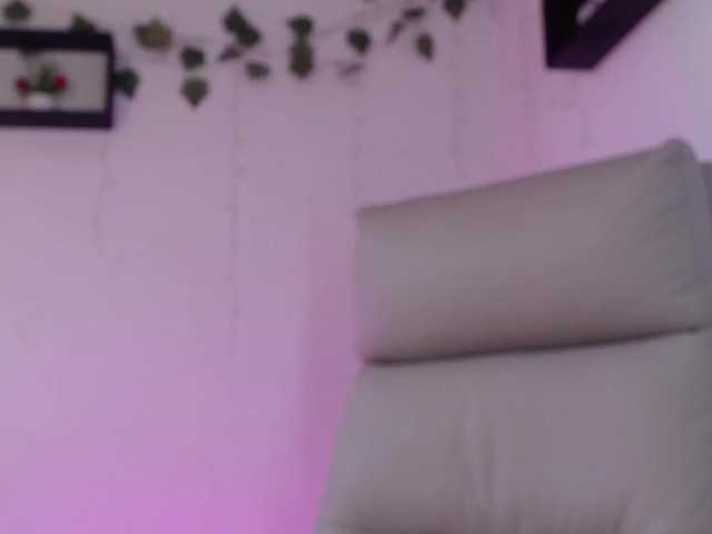 sweetfeeling30 webcam bongacams model stream image