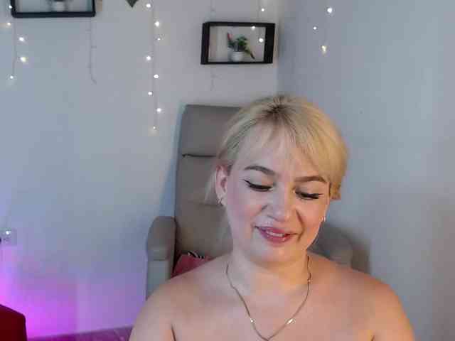 sweetfeeling30 webcam