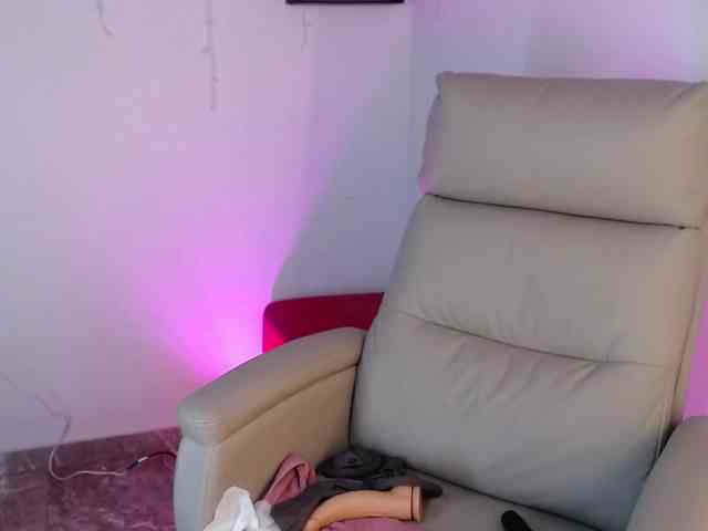 sweetfeeling30 webcam