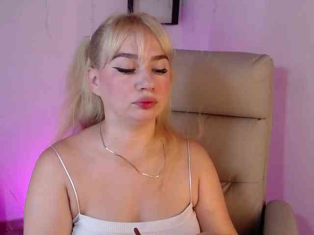 sweetfeeling30 webcam