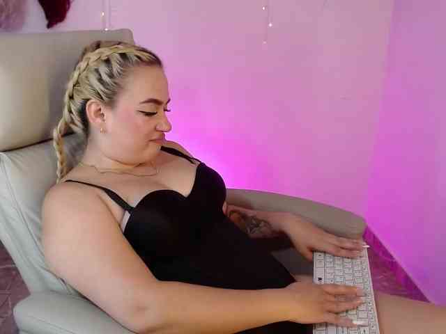 sweetfeeling30 webcam