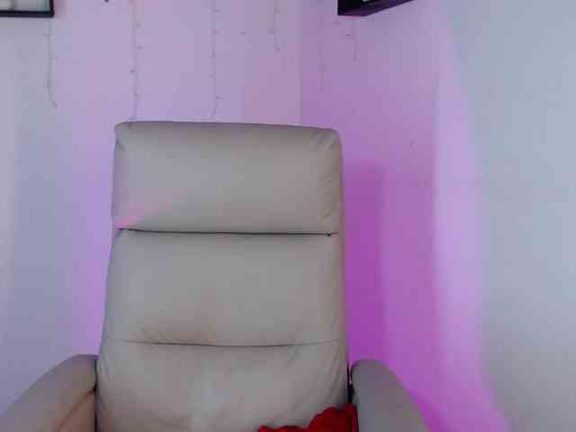 sweetfeeling30 webcam