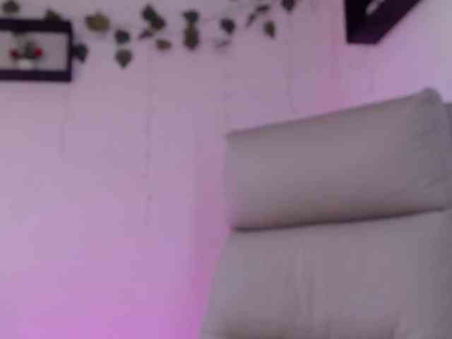 sweetfeeling30 webcam