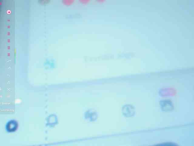 SalomeeHillss webcam