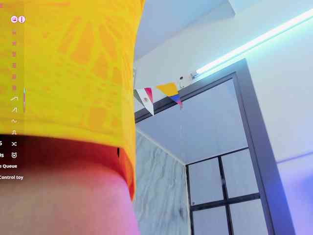 SalomeeHillss
