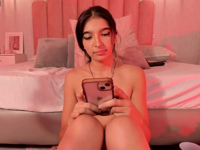 sheylawood live cam on BongaCams