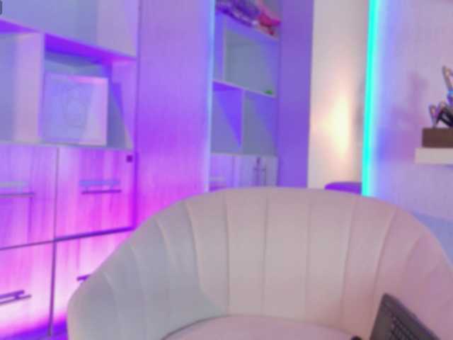 sheylawood live cam on BongaCams