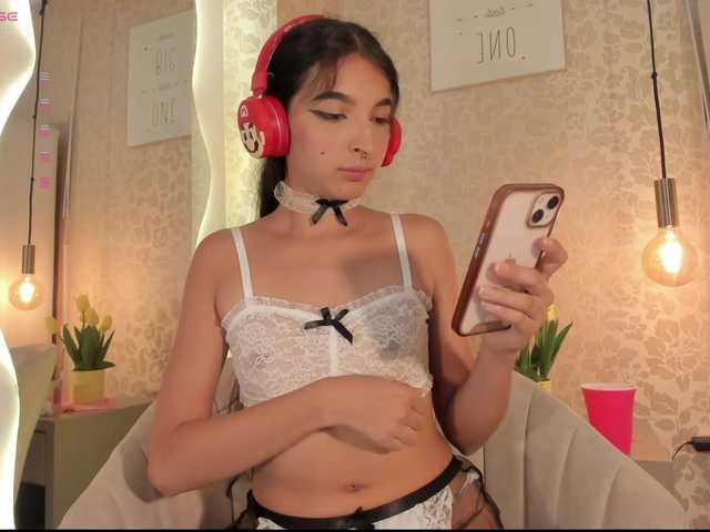 sheylawood live cam on BongaCams