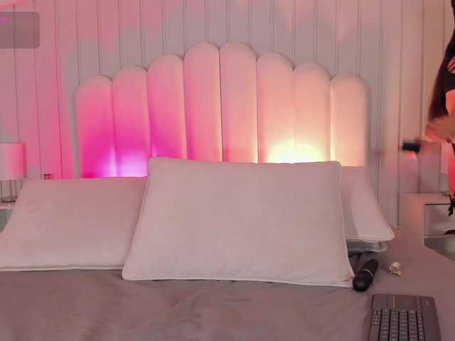 sheylawood live cam on BongaCams