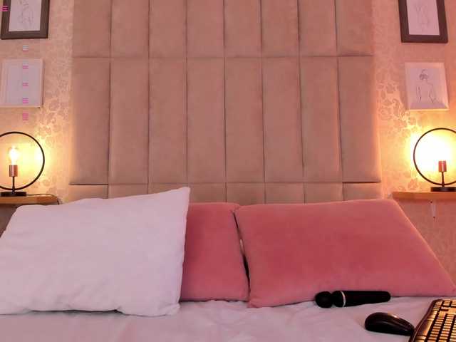 sheylawood live cam on BongaCams