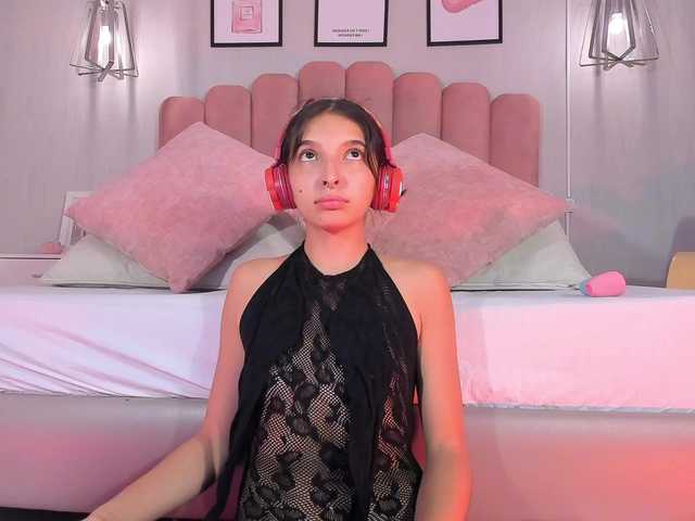 sheylawood live cam on BongaCams
