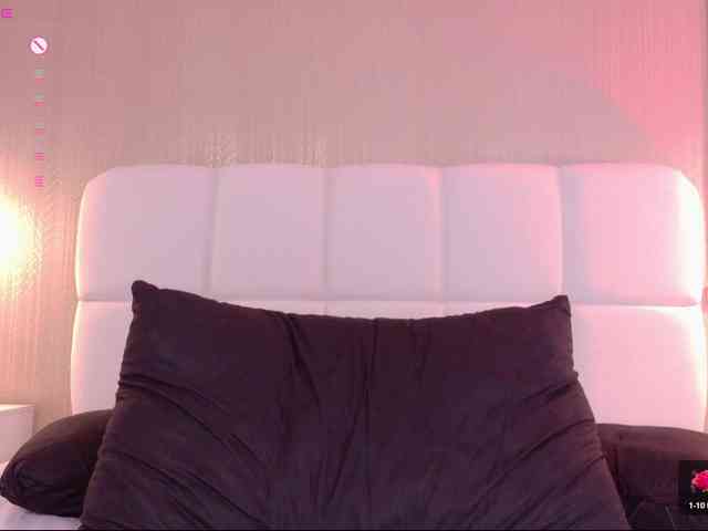sheylawood webcam