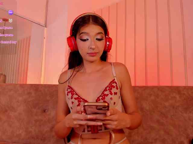 sheylawood webcam
