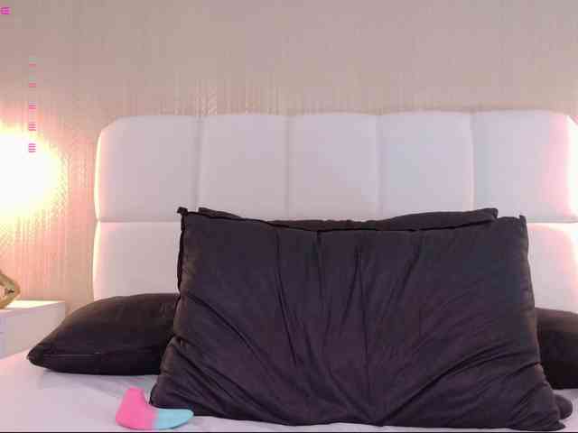sheylawood webcam