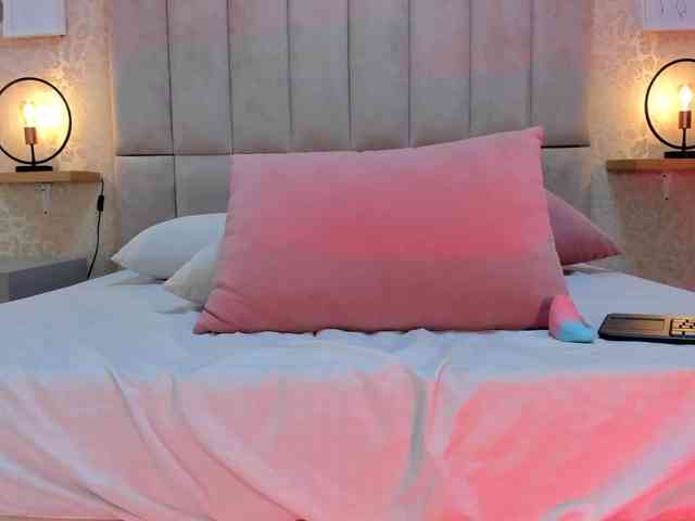 sheylawood webcam
