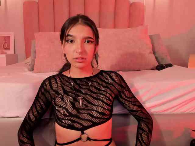 sheylawood webcam