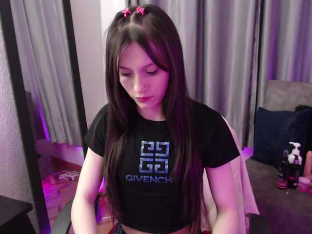 TinaJons's BongaCams show and profile