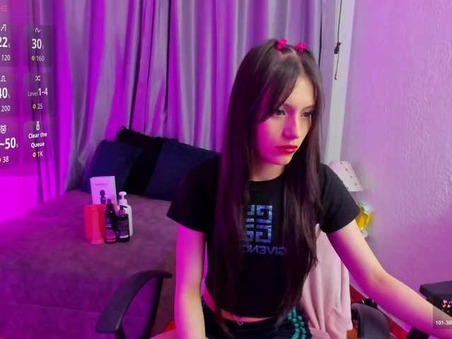 TinaJons live cam on BongaCams