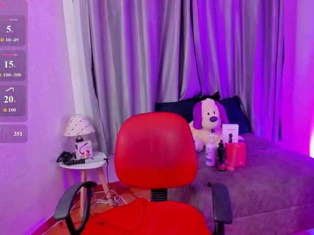 TinaJons live cam on BongaCams