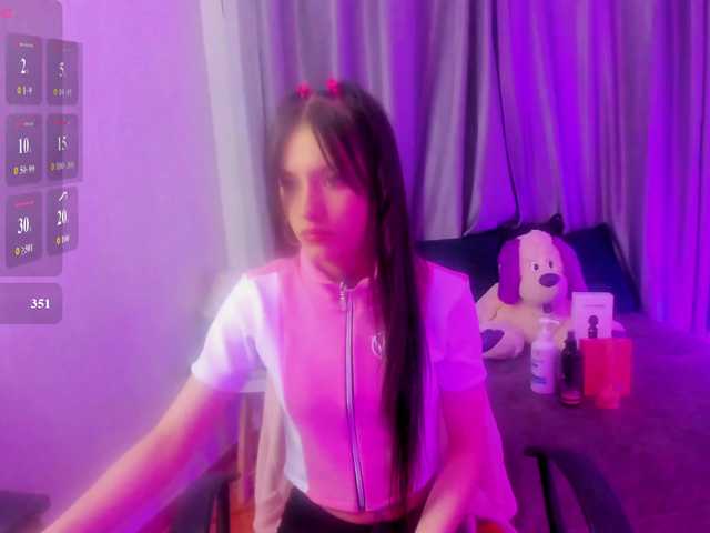 TinaJons live cam on BongaCams