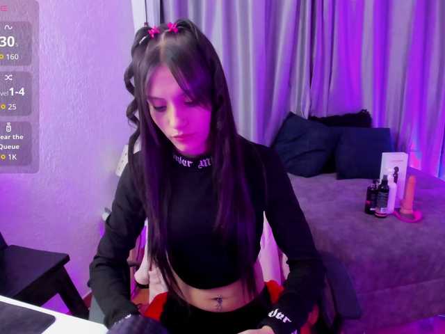 TinaJons live cam on BongaCams