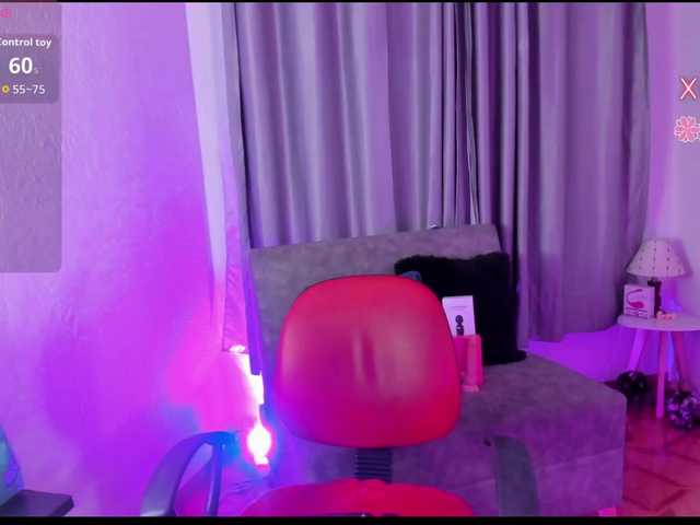 TinaJons live cam on BongaCams