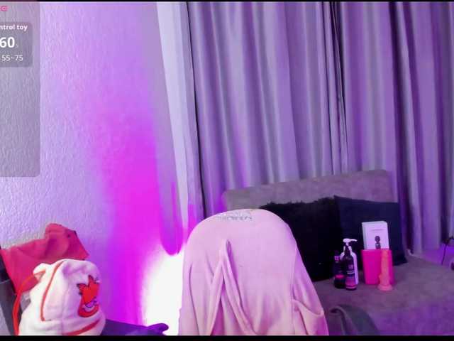TinaJons live cam on BongaCams