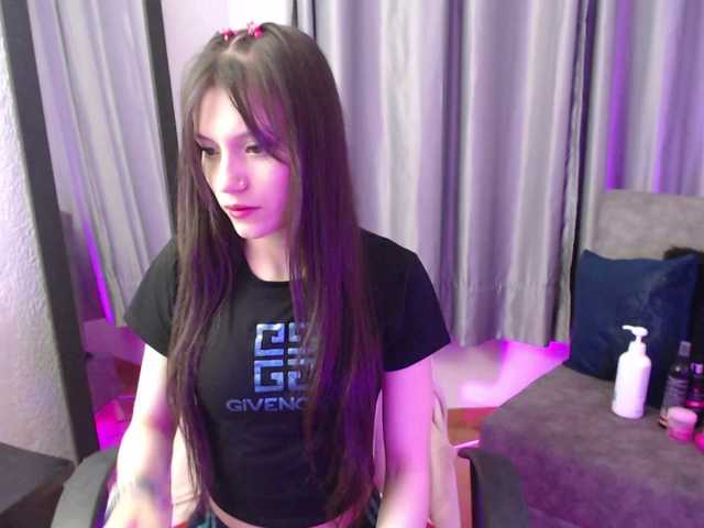 TinaJons's BongaCams show and profile