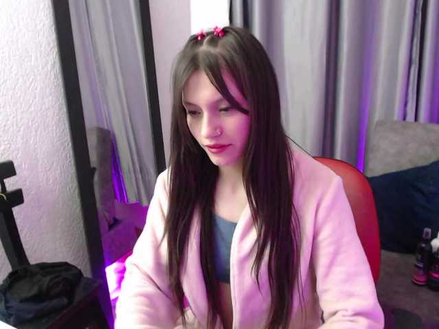 TinaJons's BongaCams show and profile