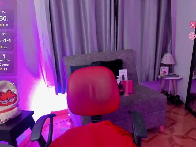 TinaJons live cam on BongaCams